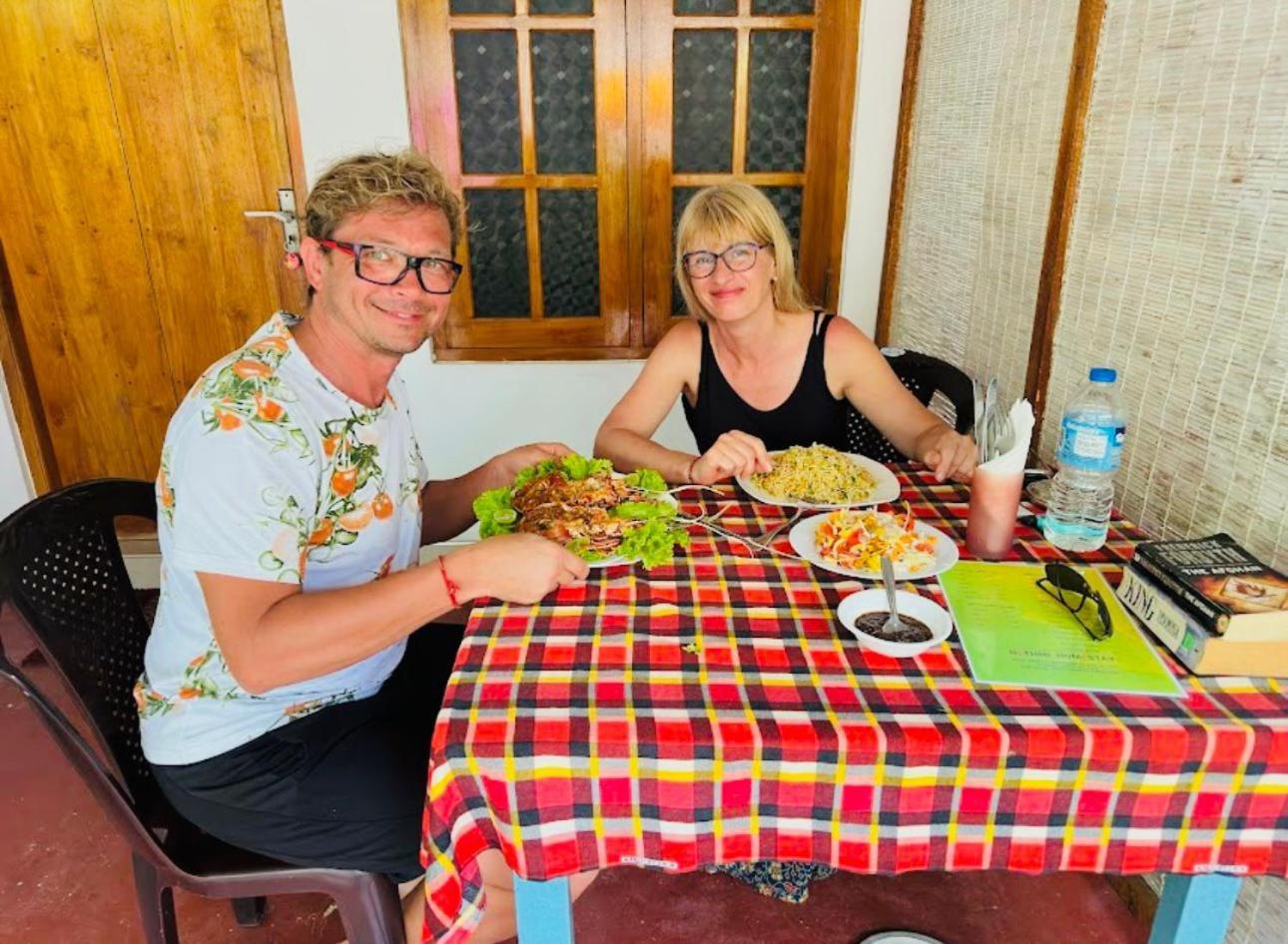Nethmi Homestay & Restaurant Tangalle Buitenkant foto