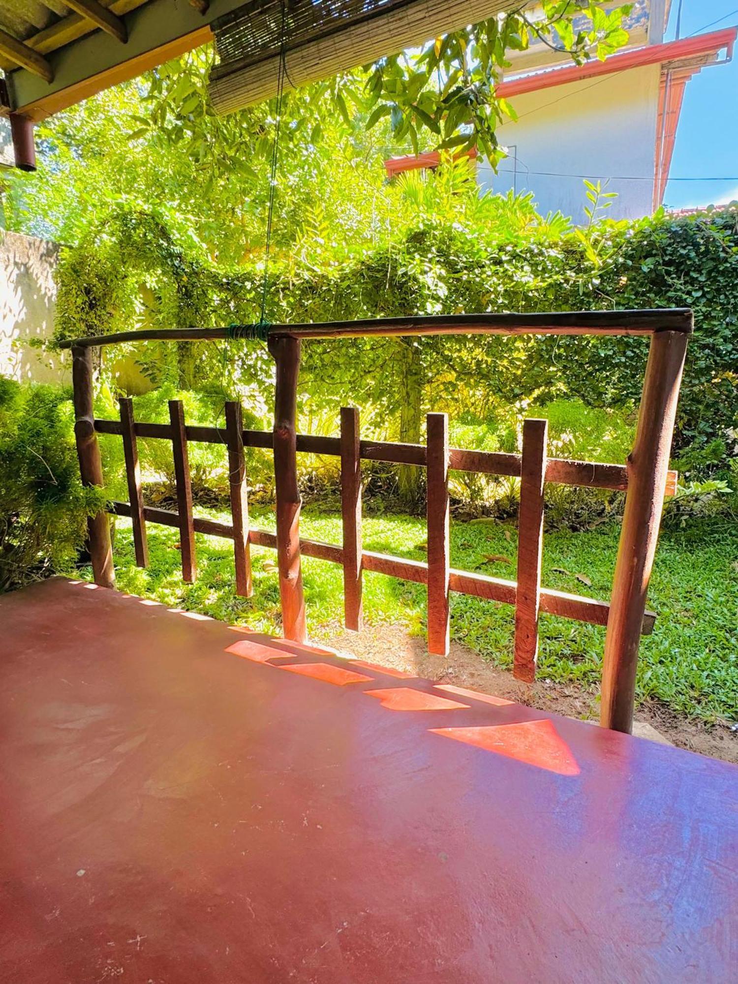 Nethmi Homestay & Restaurant Tangalle Buitenkant foto