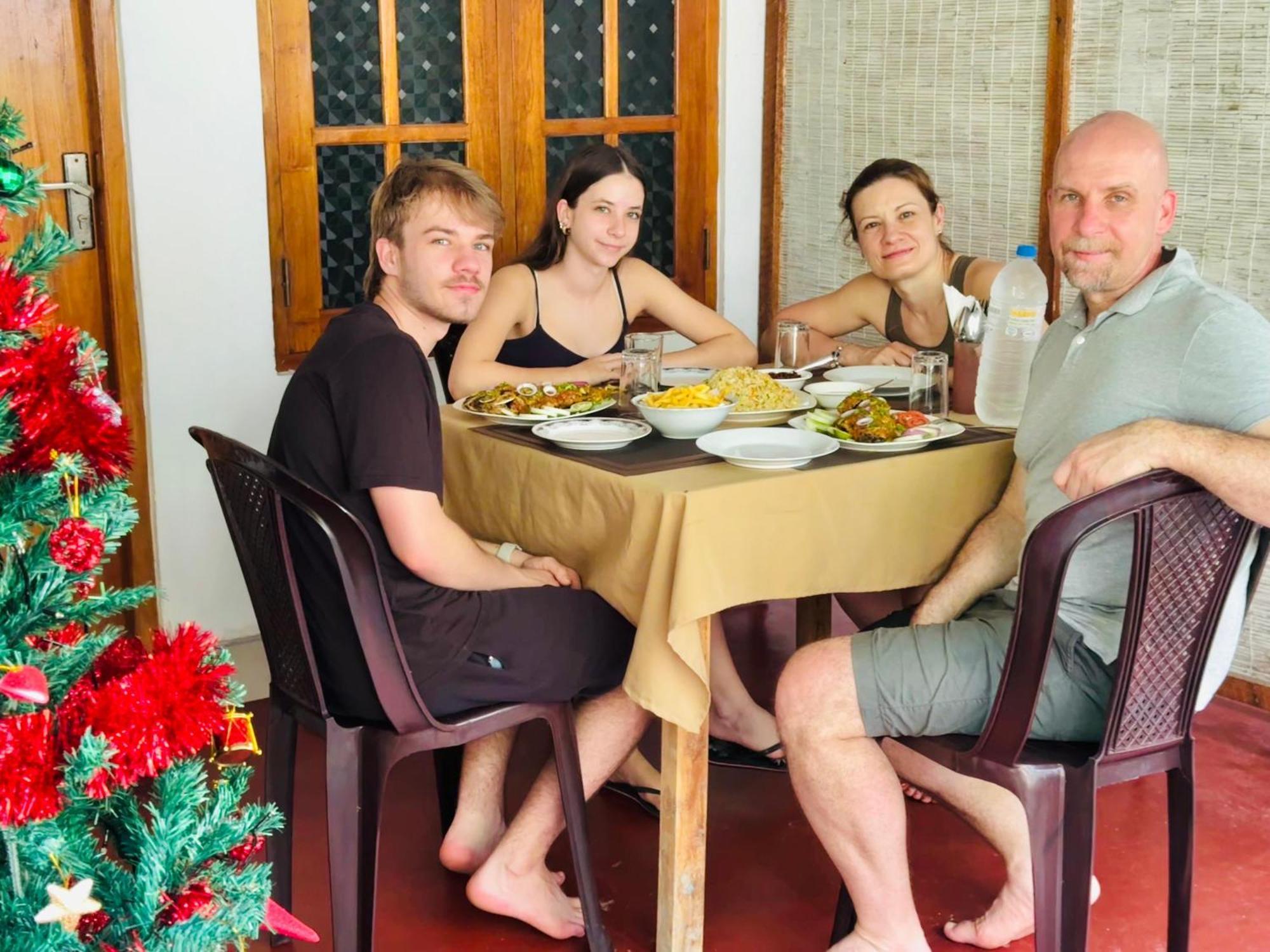 Nethmi Homestay & Restaurant Tangalle Buitenkant foto