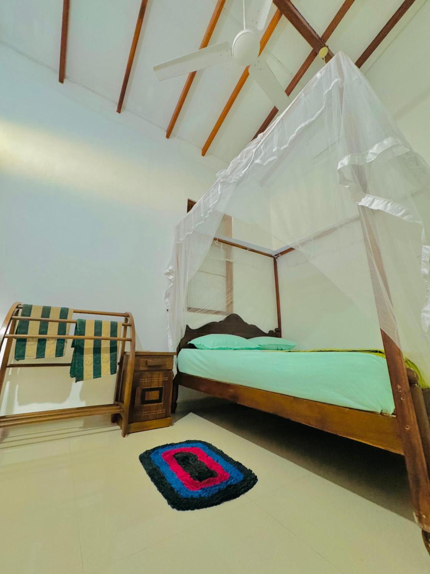 Nethmi Homestay & Restaurant Tangalle Buitenkant foto