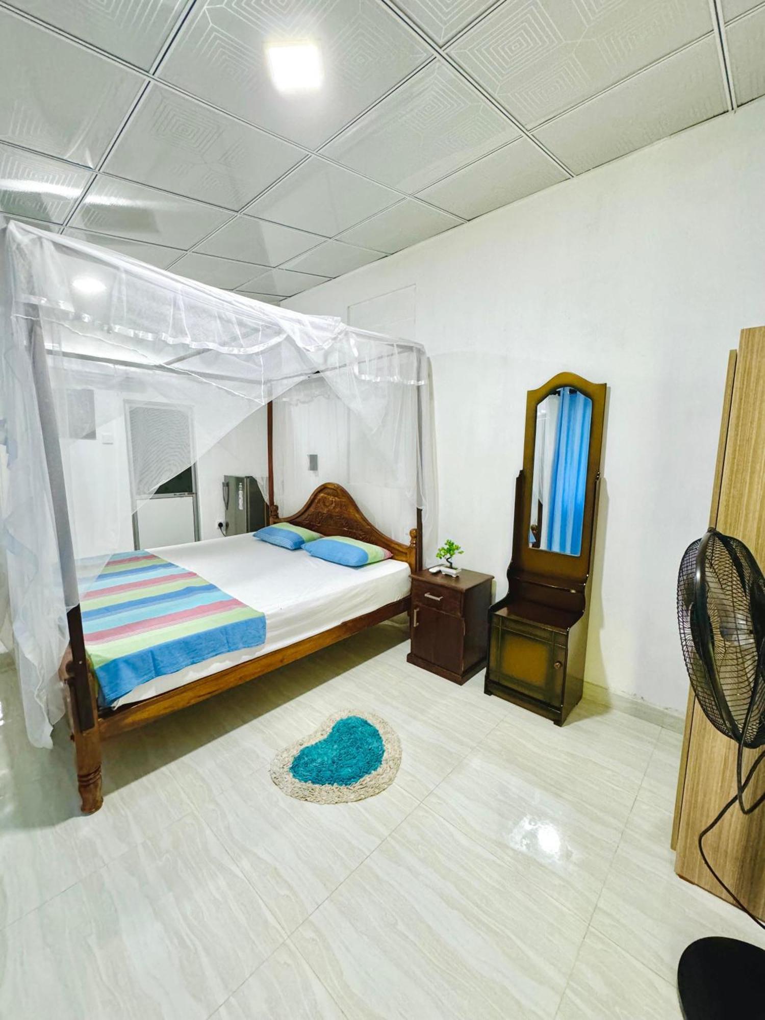 Nethmi Homestay & Restaurant Tangalle Buitenkant foto