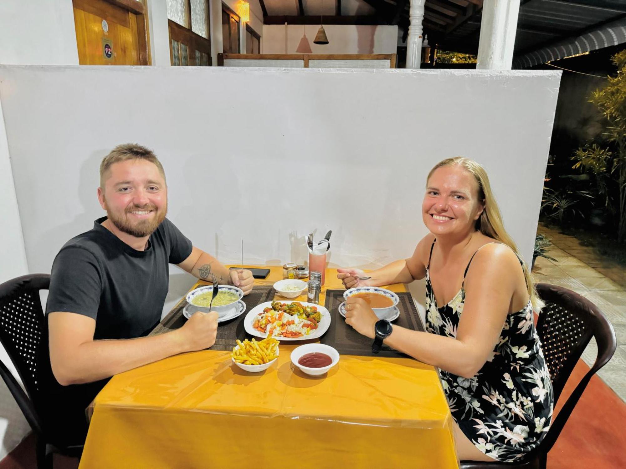 Nethmi Homestay & Restaurant Tangalle Buitenkant foto